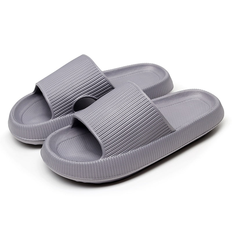 Cloud Slides | Dé slippers voor deze zomer!