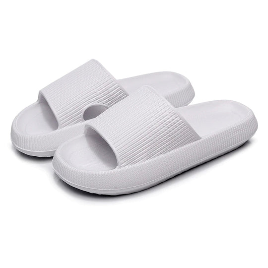 Cloud Slides | Dé slippers voor deze zomer!